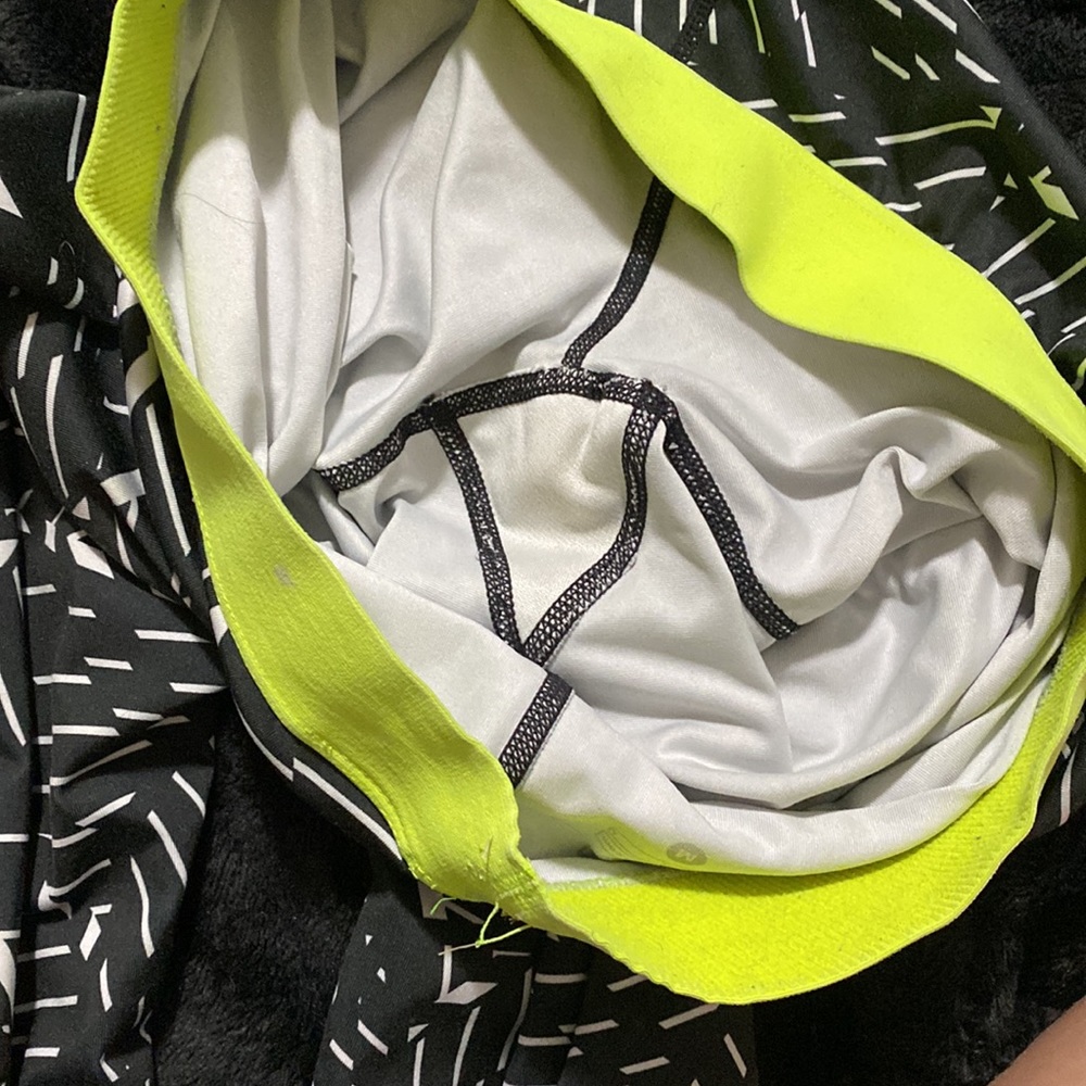 🪿Adorable Nike Dri-fit capris leggings! - Picture 8 of 10